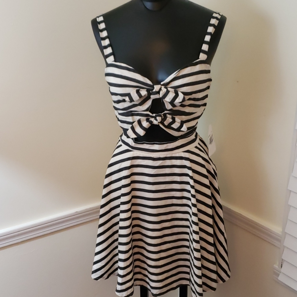 Jodi Kristopher Black White Voile Front Tie Dress